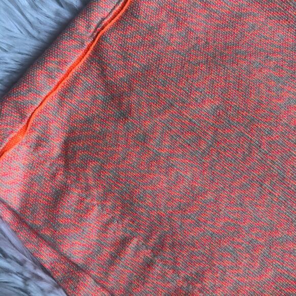 MERONA • Tweed Neon Orange Shorts - Picture 5 of 8